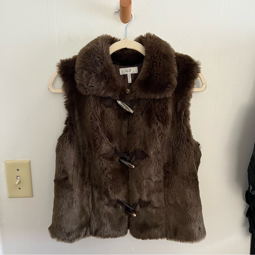 Vintage faux fur women’s vest brown mob wife
